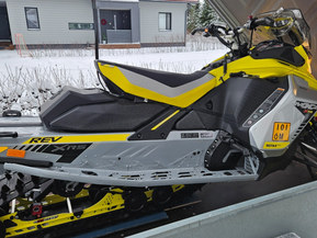 Ski-Doo MX Z