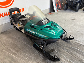 Ski-Doo Touring