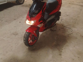 Aprilia SR