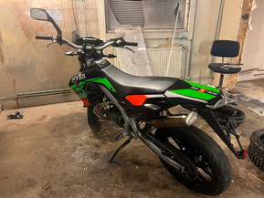Aprilia SX