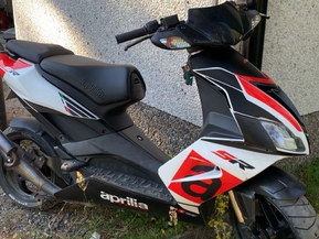 Aprilia SR