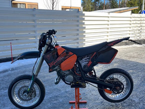 KTM 125