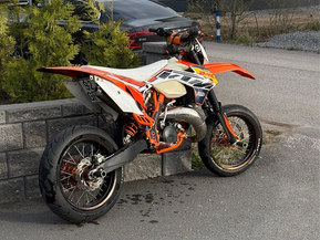 KTM 125