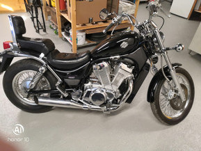 Suzuki Intruder
