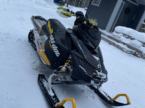 Ski-Doo Summit