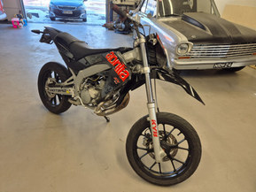Aprilia SX