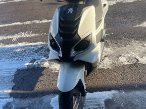 Peugeot Speedfight 4