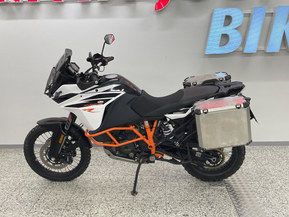 KTM 1090