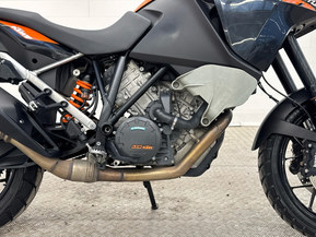 KTM 1050