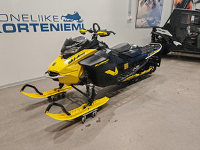 Ski-Doo Summit