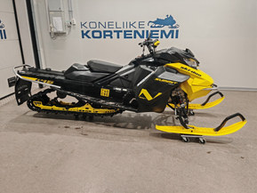 Ski-Doo Summit
