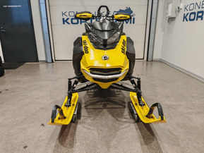 Ski-Doo Summit