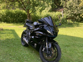 Yamaha YZF-R7