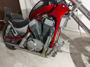 Suzuki Intruder