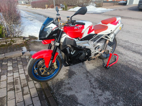 Aprilia Tuono