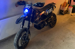 KTM 690