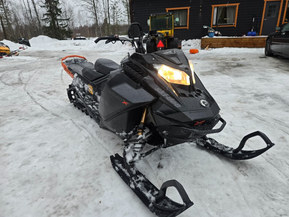 Ski-Doo Summit