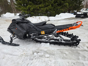 Ski-Doo Summit