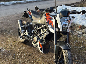 KTM 125