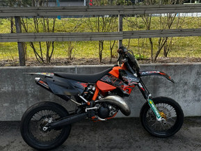 KTM 125