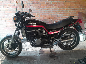 Honda VF