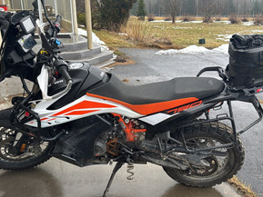 KTM 790