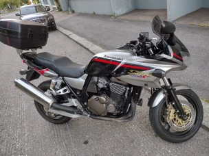 Kawasaki ZRX