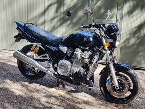 Yamaha XJR
