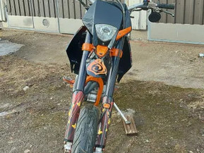 KTM 525
