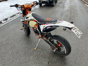 KTM 125