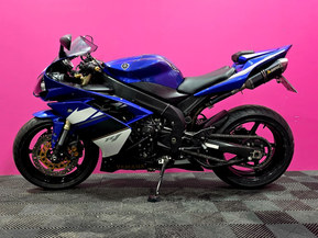 Yamaha YZF-R1