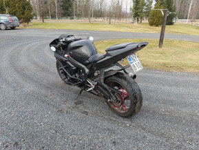 Yamaha YZF-R1