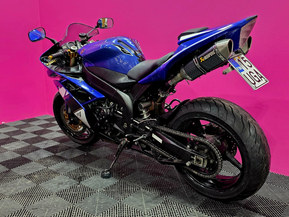 Yamaha YZF-R1