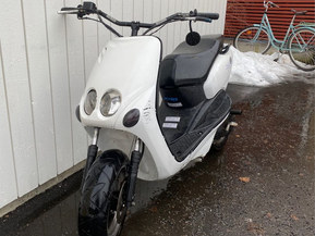 Yamaha Neos
