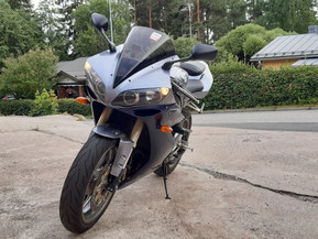 Yamaha YZF-R1