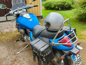 Suzuki Intruder
