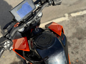 KTM 390