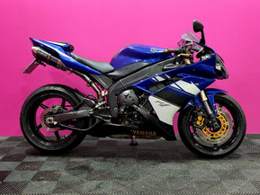 Yamaha YZF-R1