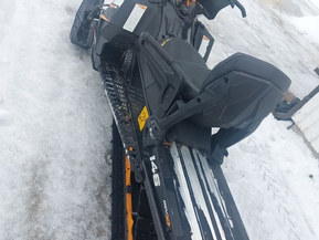 Ski-Doo Summit