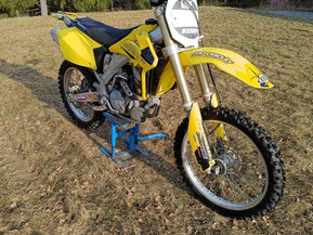 Suzuki RM-Z