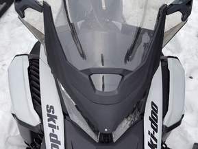 Ski-Doo Grand Touring