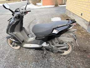 Peugeot Speedfight 4