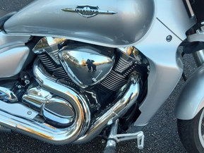 Suzuki Intruder