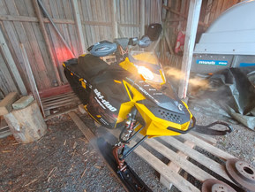 Ski-Doo MX Z