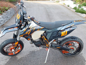 KTM 125