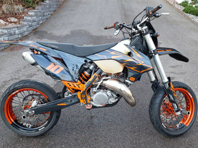 KTM 125