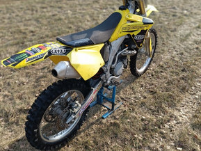 Suzuki RM-Z