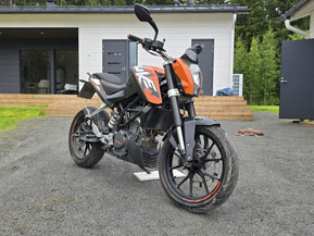 KTM 125