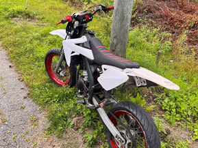 Drac Supermoto