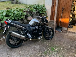 Suzuki GSF